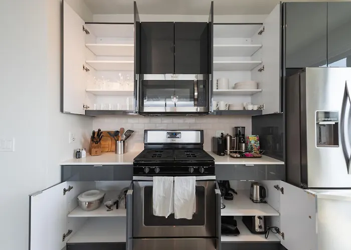 Aurelien Spacious Apartments In The Heart Of Gold Coast