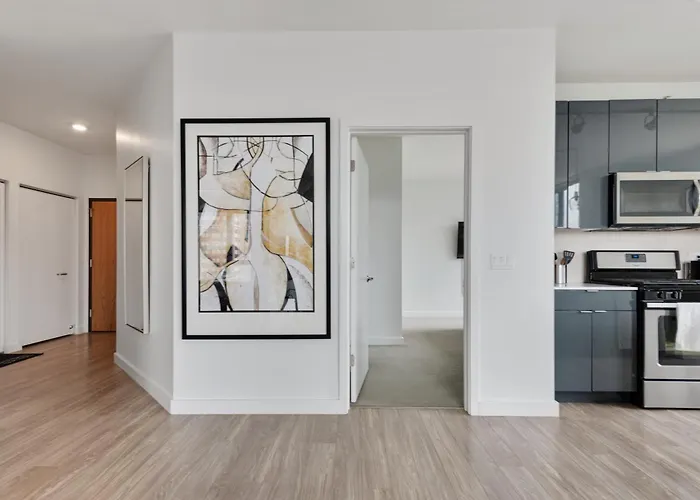 Aurelien Spacious Apartments In The Heart Of Gold Coast